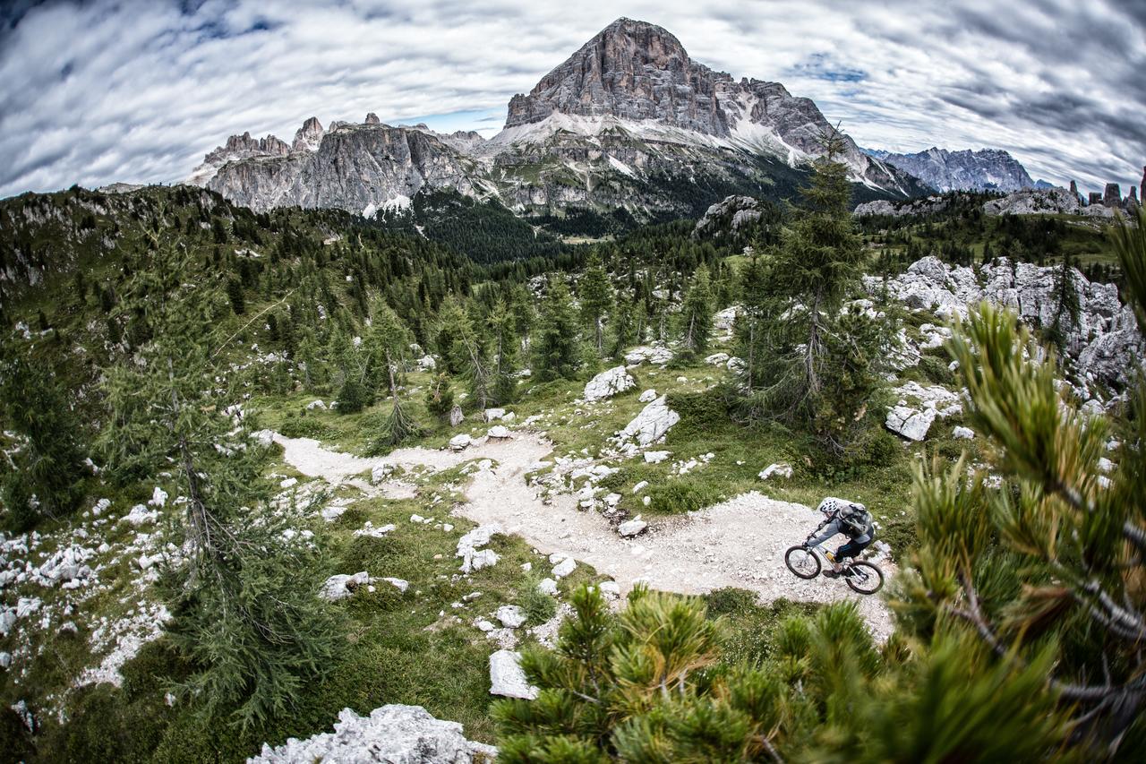 Linder Cycling Hotel Selva di Val Gardena Ngoại thất bức ảnh